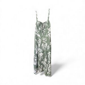 Chic Green and White Floral Maxi Dress
